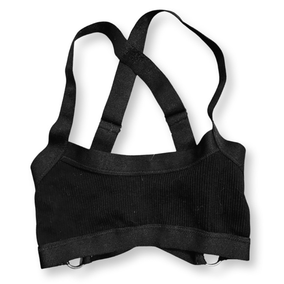 [ URBAN OUTFITTERS ] Black Ribbed Stretch Bra w/O-Ring Cross Straps : XS… - Picture 2 of 4